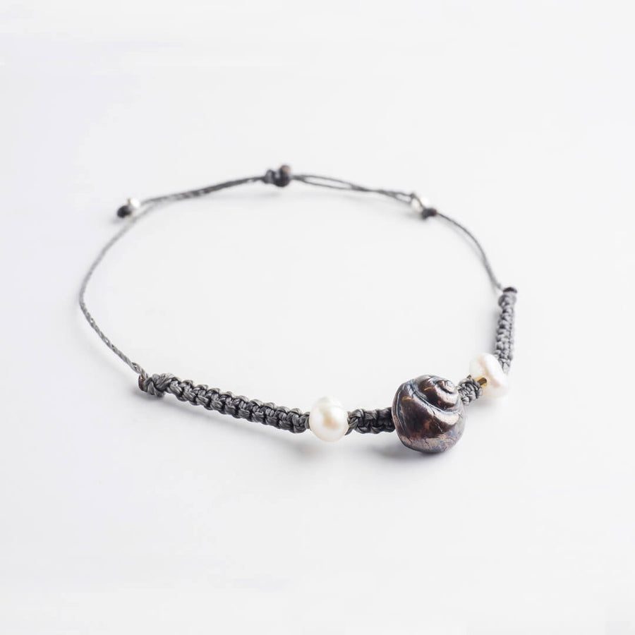 Sea snail - macrame bracelet - silver 925 - rainbow patina - grey
