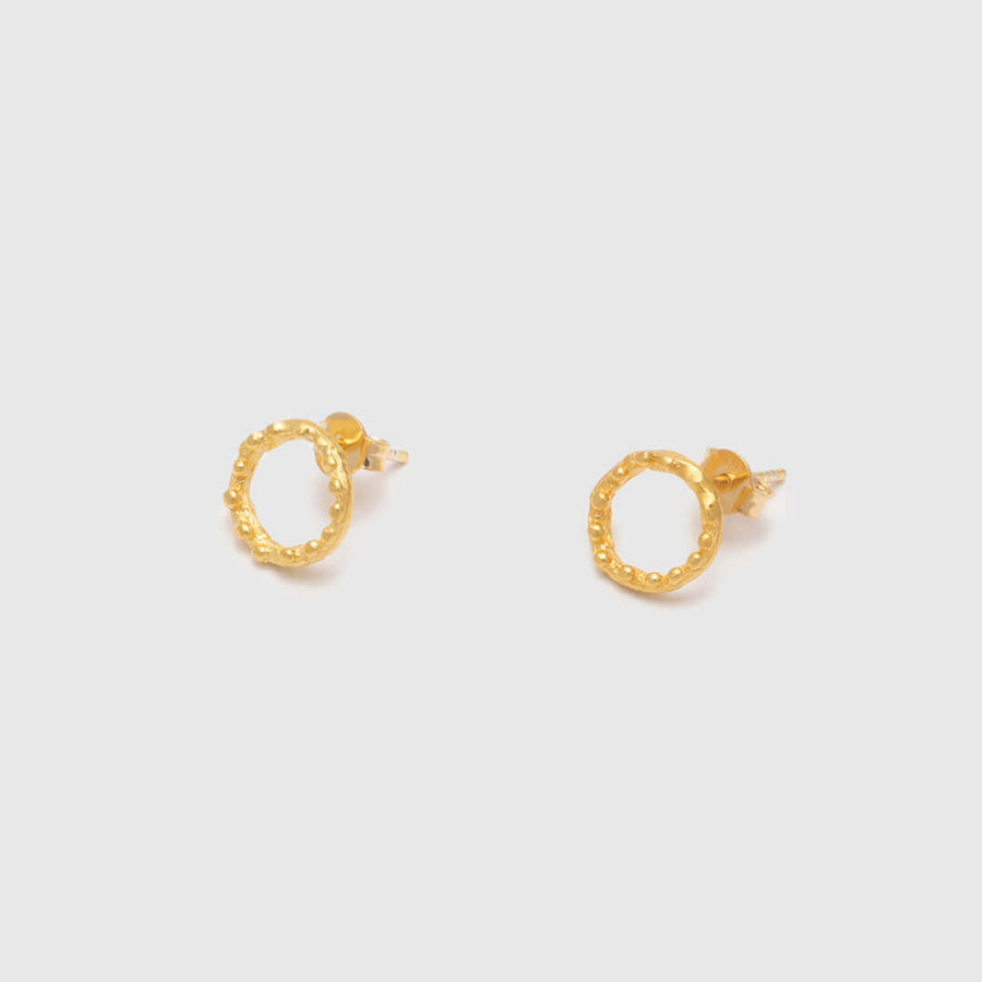 Tiny twig hoops with dewdrops - stud earrings - silver 925 - gold plated