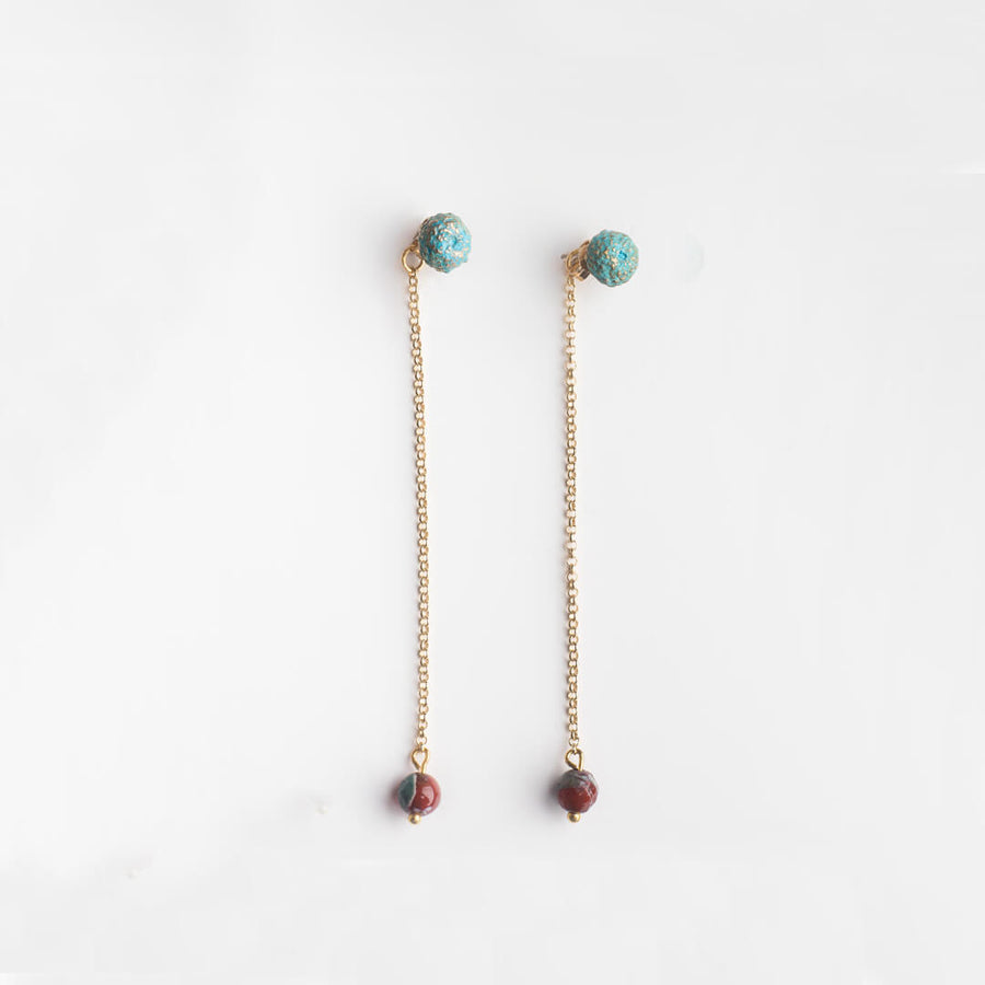 Acorn ornaments - long earrings