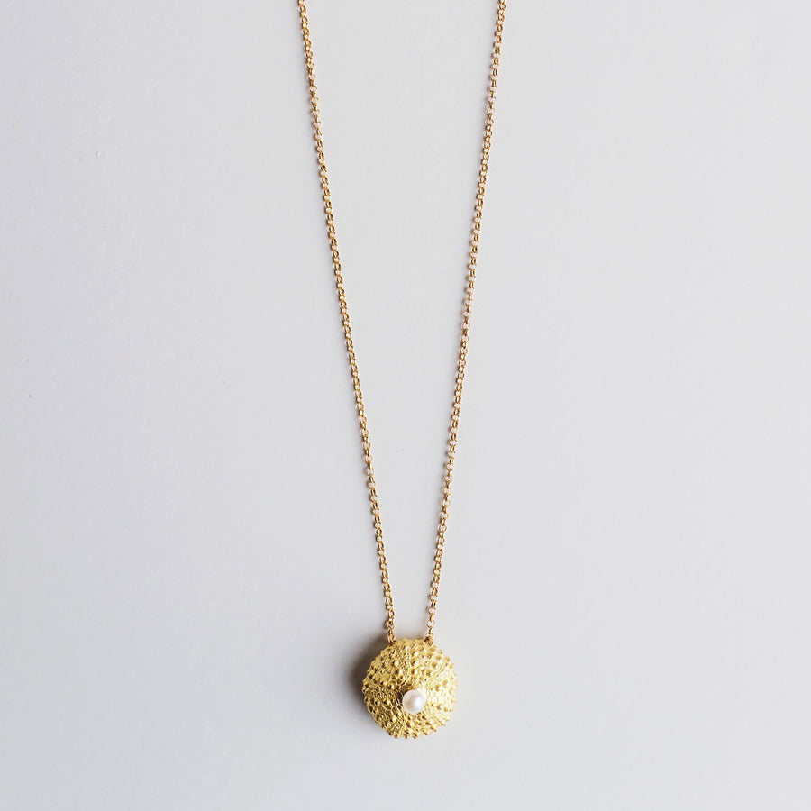 Urchin with fresh water pearl - chain necklace - silver 925 - gold plated