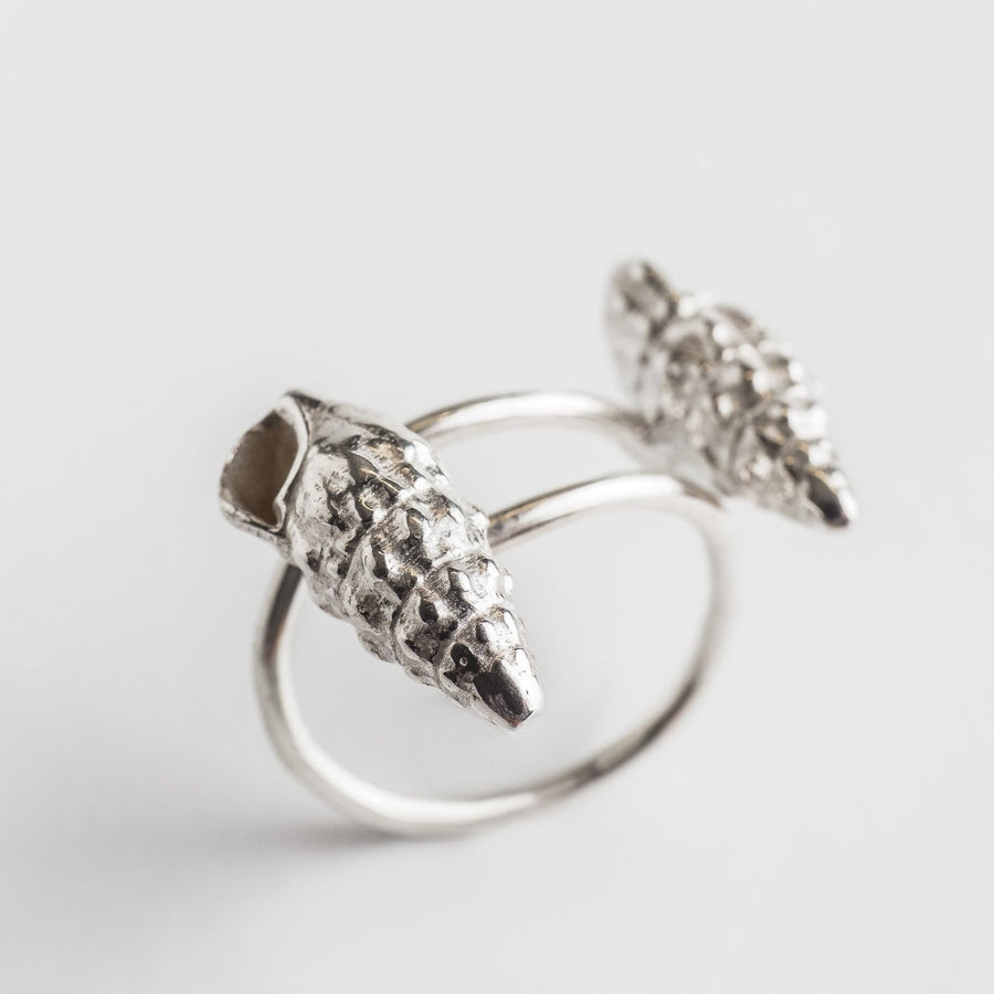 Twin wild seashells - adjustable ring - silver 925