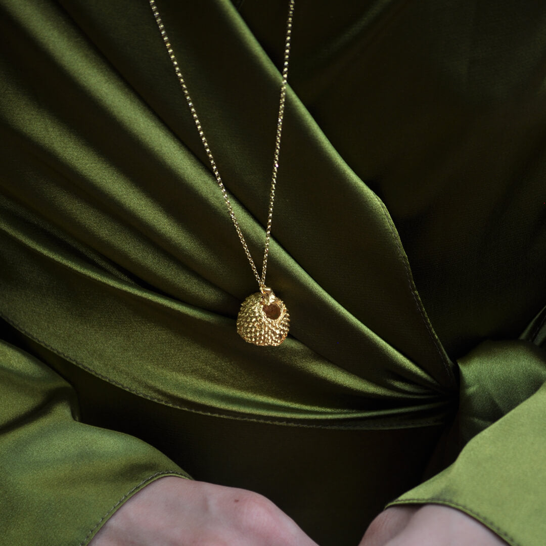 Big gold chain for on sale sale