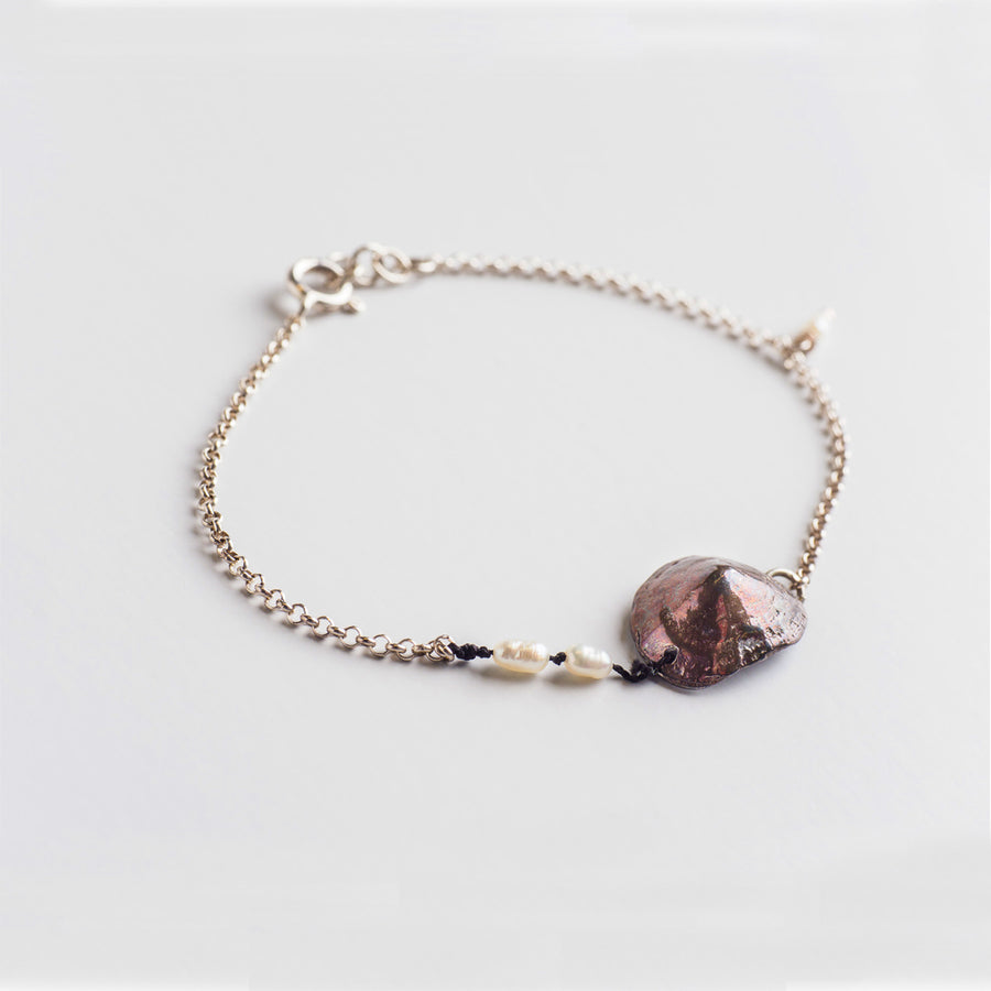 Simple limpet - charm bracelet - silver 925 - rainbow patina